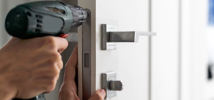 Locksmith For Lock Replacement Near Me in Encinitas, CA