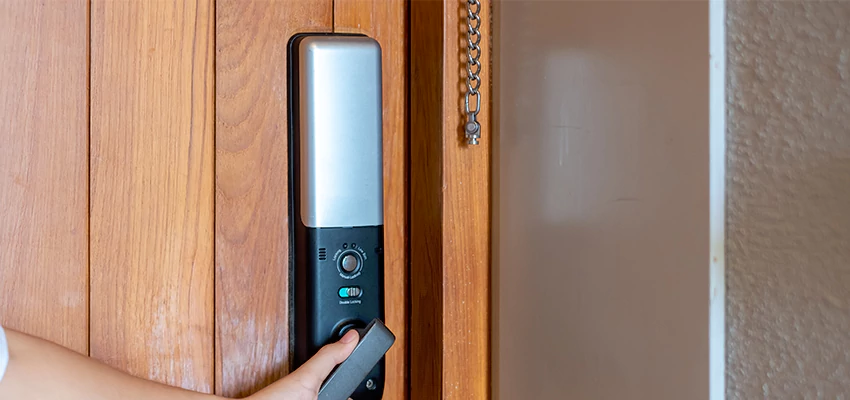 Home Security Electronic Locks Upgrades in Encinitas, CA